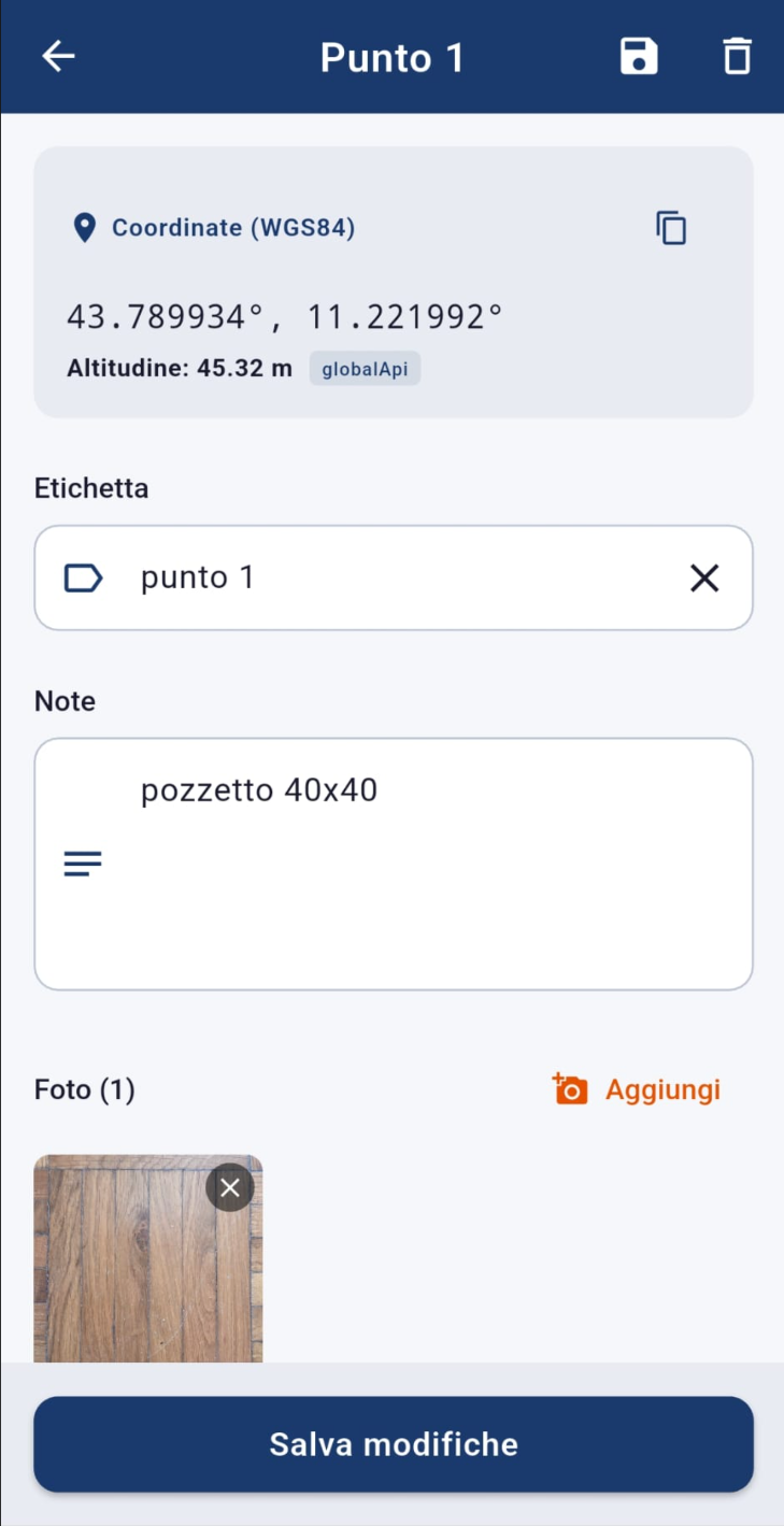 Scheda dettaglio con etichetta, note e foto